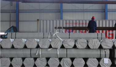 โลหะผสมเหล็กไร้รอยต่อท่อ, DIN 1629 St52.4, ST52, DIN 17175 15Mo3, 13CrMo44, 12CrMo195 ปลายธรรมดาผิวทาน้ำมัน