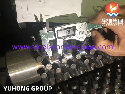 ท่อปีก ASTM A335 P11 ท่อสแตนเลสสแตนเลสสแตนเลสสําหรับแลกเปลี่ยนความร้อน