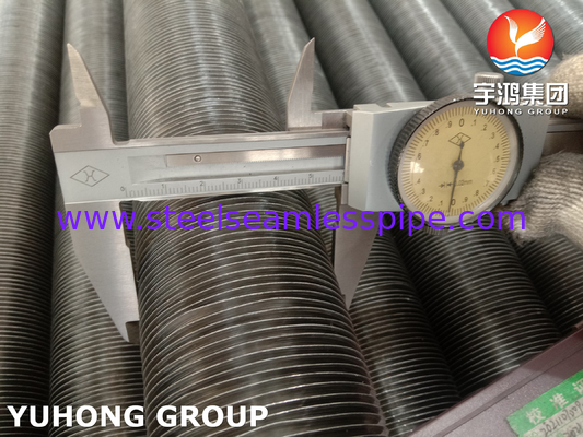 ท่อปีกประเภท G ที่ติดตั้ง ASME SB163 Monel 400/UNS N04400 ท่อฐานที่มีปีกอลูมิเนียม