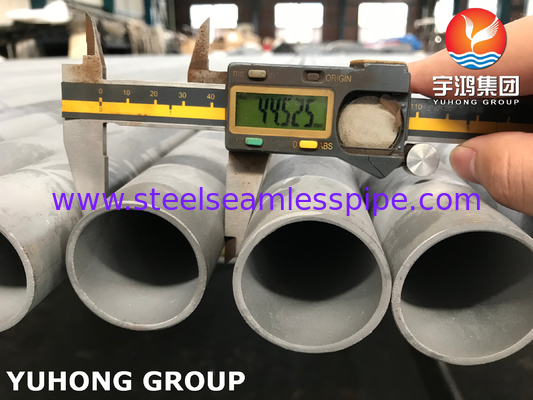 ท่อไร้รอยเหล็กไร้ขัด Ferritic Martensitic A268 TP405 TP409 TP410 TP430 TP430 Ti การใช้งานแลกเปลี่ยนความร้อน