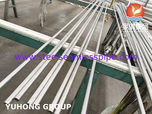 ASTM A213 TP304 สแตนเลส สายต่อ U Bend Tube ด้วยการทําปลายสีสดใสและ Radius Bend ที่กําหนดเอง