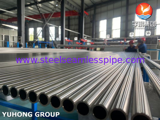 ASTM A249 TP304 1.4301 หลอดท่อท่อท่อเหล็กไร้สแตนเลสที่ผสมแสงสําหรับเครื่องแลกเปลี่ยนความร้อน