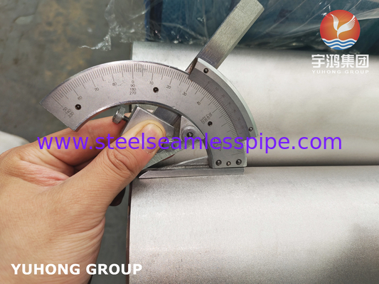 สแตนเลสแบบไม่มีรอยต่อท่อ ASTM A312 TP316Ti, B16.10 &amp; B16.19, 6M, PE / พ.ศ. พื้นผิวเสร็จ HOT