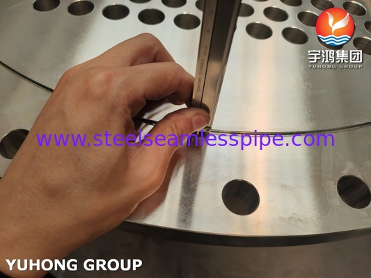 ASTM A182 F304 โลหะไร้สแตนเลส ผนังท่อแลกเปลี่ยนความร้อน โลหะ
