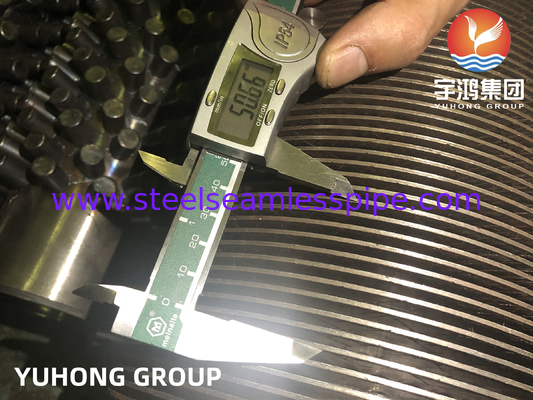 ASTM EN DIN ASTM A106 Gr.B A335 P5 P9 A312 TP304 317L ท่อปีกกระจก