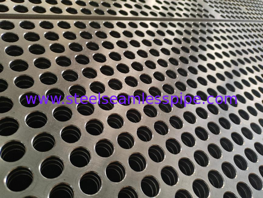 ASME SA-336 F5 ผนังท่อเหล็กสแตนเลส มีความต้านทานต่อการกัดกร่อนที่เพิ่มขึ้นด้วยโครเมียมและโมลิบเดน