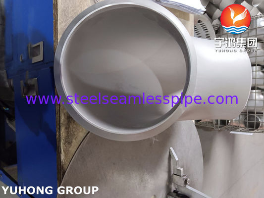 ASTM A815 S32750 สแตนเลสแบบสองแบบ ติดตั้งเอลโก้ 90 องศา รังสียาว