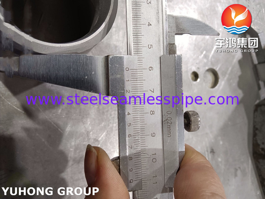 ASTM A815 UNS S32750 เครื่องลดความร้อนในสภาพแวดล้อมที่มีเคลอรีนอุณหภูมิสูง