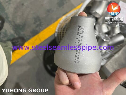 ASTM A815 S32205-S เครื่องลดความเข้มข้นเหล็กไร้ขัดเหล็ก Duplex, Buttweld Fittings B16.9