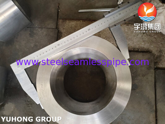 เหล็กกล้าคาร์บอนตีขึ้นรูป ASTM A105N หัวฉีดเสริมแรงในตัว ASME สำหรับถังแรงดัน