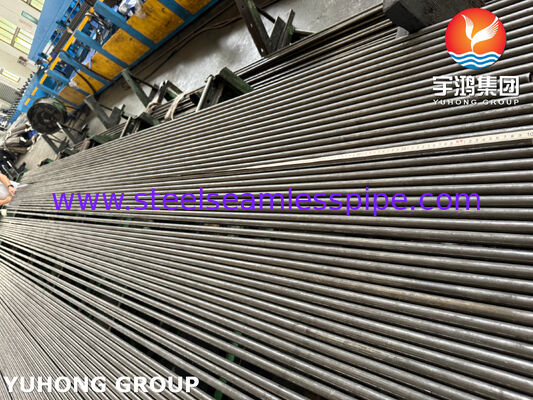 ASME SA213 T11 ท่อสกัดไร้รอย 1.25Cr-0.5Mo โครมโมลี่สําหรับโรงไฟฟ้าไบเลอร์ซูเปอร์ฮีเตอร์