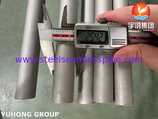 ASME SB163 N08825 ท่อสกัดไนเคิลไร้รอยสําหรับเครื่องแลกเปลี่ยนความร้อน