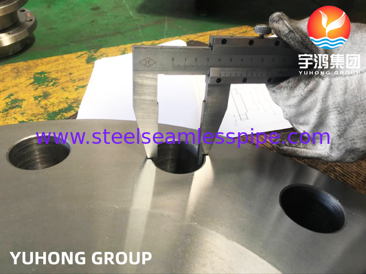 ASTM A182 F22 โลหะสแตนเลส Blind Flange with Raised Face RF สําหรับท่ออุณหภูมิสูง