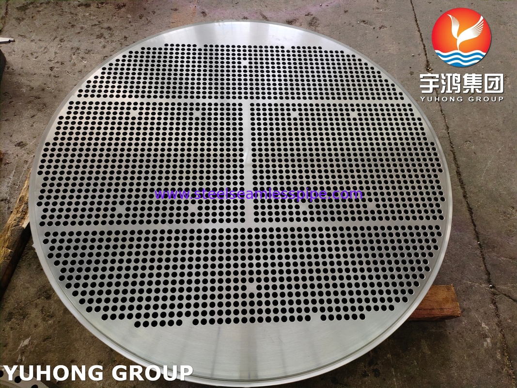 ผนังท่อเหล็กสแตนเลส ASTM A335 ASME SA335 F5N OD 1761MM*182MM 2476HOLES*19.25MM การใช้งานแลกเปลี่ยนความร้อน