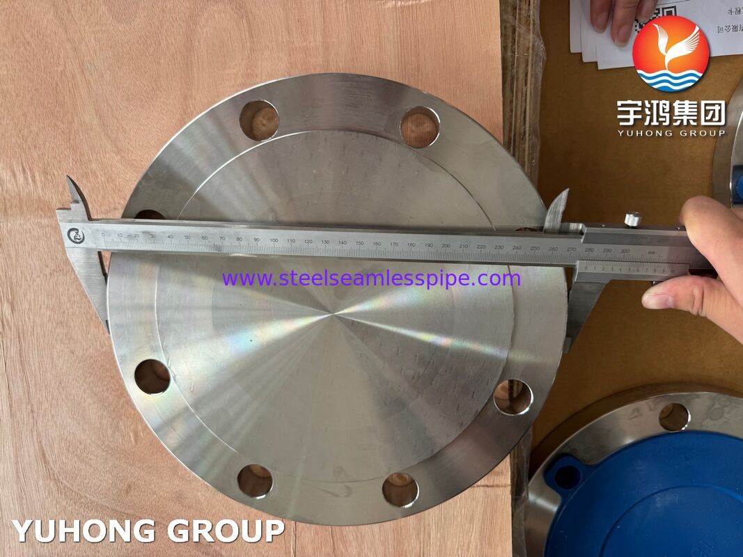 ASME SA182 F304 หน้าแปลนเหล็กกล้าไร้สนิมออสเทนนิติกแบบตีขึ้นรูปสำหรับระบบท่ออุตสาหกรรม เป็นไปตามมาตรฐาน ASME B16.5