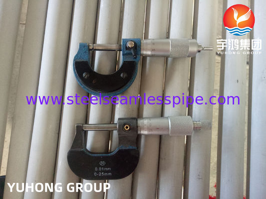 ท่อเหล็กไร้สแตนเลสแบบกระจ่างใส TP304, TP347, TP316, TP316L, TP316Ti พร้อมพิมพ์เย็น ปลายเรียบกับปลายพลาสติก