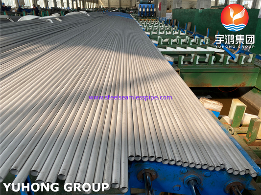 ASME SA213 TP304L ท่อสแตนเลสแบบไม่มีรอยต่อสำหรับ Heat Exchanger
